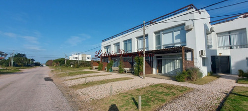 Alquiler Apartamento En Manantiales, 2 Dormitorios 