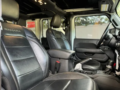 Jeep Wrangler 3.7 Unlimited Sahara 3.6 4x4 At