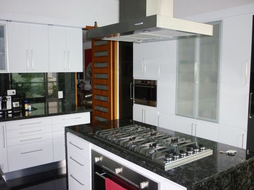 Imagen 21 de 22 de Pent House Lomas Mercedes Tlfn +58 4142240205