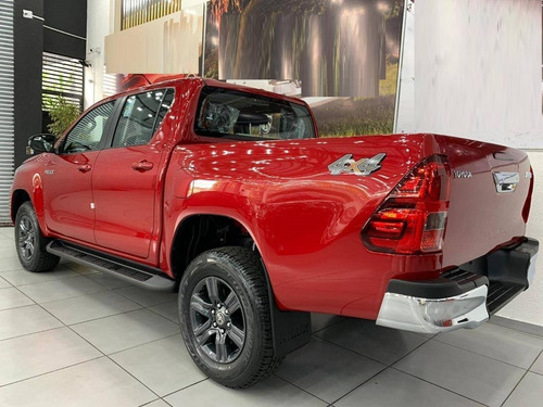 Imagem 2 de 4 de Toyota Hilux Sr 2.8 D-4d Tbo Diesel Cd 4x4 Autom. 0km2022