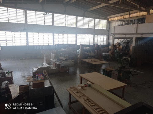 Imagen 3 de 8 de Yohandys Vende Galpon Industrial En La Urb Los Criollitos