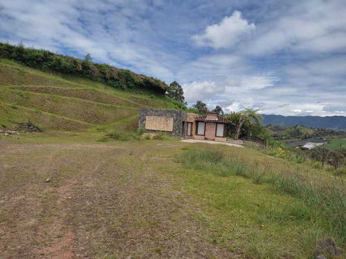 Finca En Venta Ubicada En Marinilla Sector Vereda Cascajo Arriba (21540).