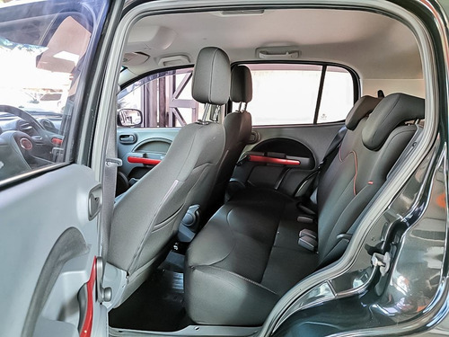 Imagem 7 de 12 de Fiat Uno 1.4 Evo Sporting 8v 2013