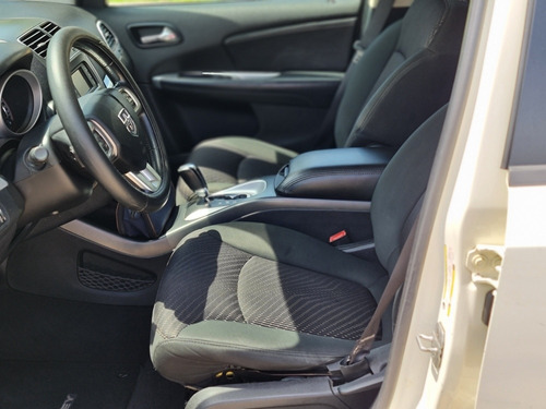 Imagen 11 de 12 de Dodge Journey 2012 2.4 Sxt 5 Pasj At