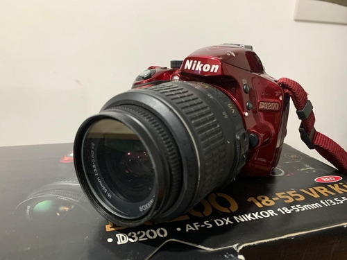 Nikon D3200 Color Rojo 