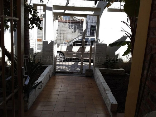 Imagen 7 de 15 de Se Vende Casa Para Uso Comercial Bello Monte Mls #22-23939
