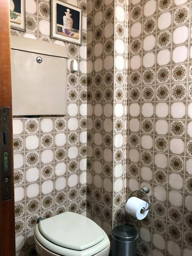 Imagen 8 de 21 de Importante Casa En Centro De Cañuelas