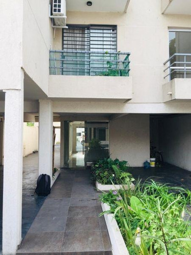 Imagen 2 de 11 de 2 Ambientes Con Cochera Doble Y Terraza Propia Garcia Silva 1553 Moron