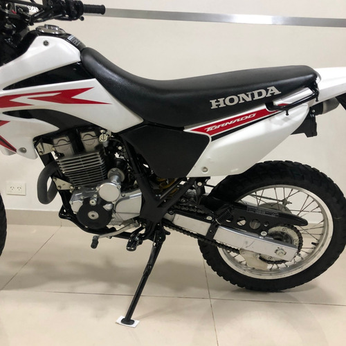 Imagen 22 de 25 de Honda Tornado 2022 Usado