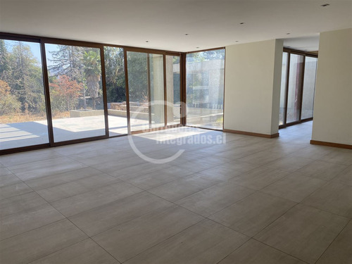 Lujosa Casa En Venta De 10 Dorm. En Las Condes