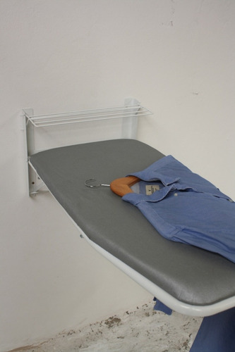 Imagen 10 de 10 de Tabla De Planchar De Pared Höllsen Con Funda Aluminizada