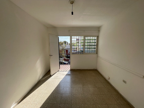 Casa En Venta Alto Alberdi - 3 Dormitorios - Cochera - Escritura Y Planos!