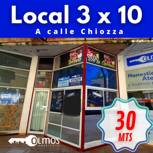 Local De 4.50 X 10, Sobre Calle Chiozza. Ideal Para Varios R