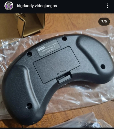 Joystick Mega Drive De 6 Botones De Sega, Color Negro Negro