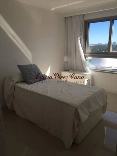 Imagen 16 de 17 de Venta Apartamento En Edificio Con Modernos Sobre Roosevelt 2 Dormitorios