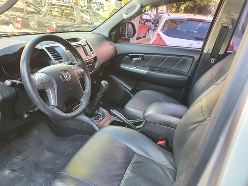 Toyota Hilux 3.0 Cd Srv Cuero 171cv 4x2 - E4 2015