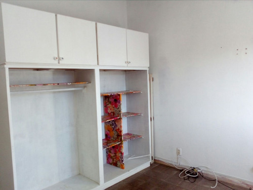 Imagen 5 de 10 de Vivienda 2 Dormitorios Con Cochera Y Parrillero Techado