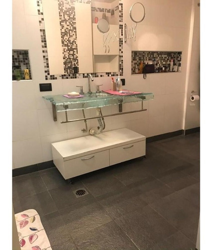 Imagen 12 de 17 de Impecable Y Amplio Semipiso De Categoría Excel Precio & Ubicación Con Gran Balcón -