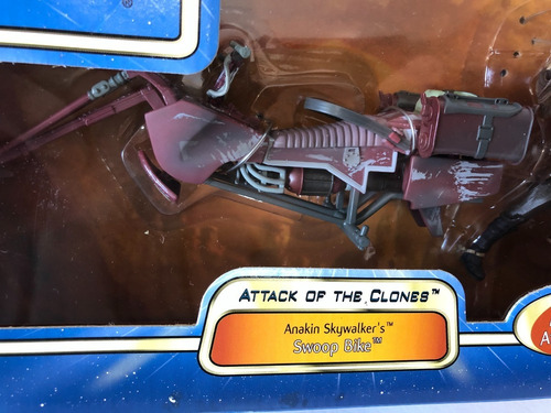 Anakin Skywalker's Swoop Bike Escala 3.75 Hasbro 2002 (Usado)