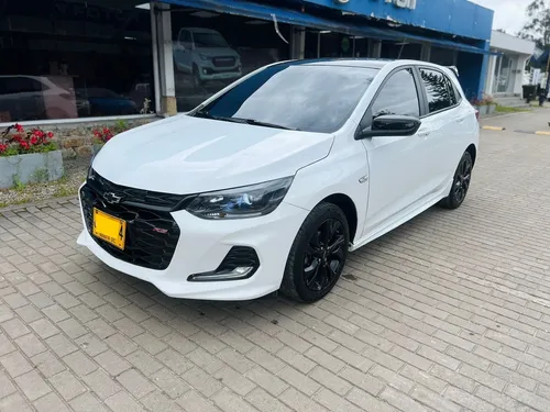 Chevrolet Onix 1.0T Rs Mt