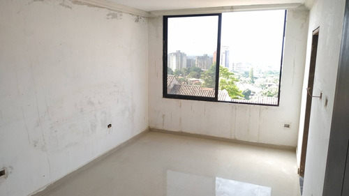 Imagen 14 de 14 de 157068 Anthony M 0424-4338703 Venta Townhouse Lomas Del Este