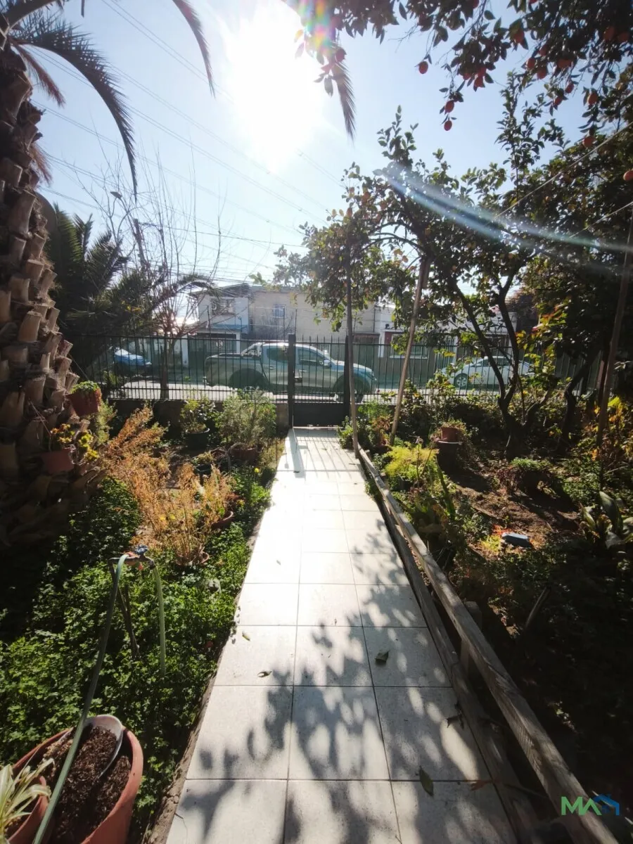 Imagen 5 de 7 de Terreno De 306 M² En Recoleta | Propiedad Para Remodelar O D