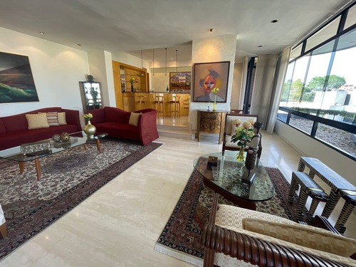 Imagen 4 de 17 de Vendo Apto 400m2 3h+s/5b/5p Colinas De Valle Arriba 5338