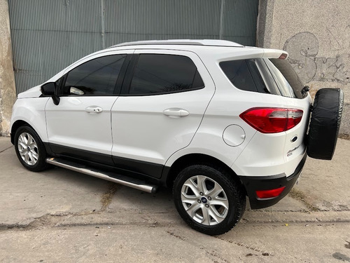 Imagen 17 de 24 de Ford Ecosport Titanium 2015 / 1º Dueño / Impecable - Permuto