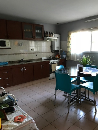Alquilo Duplex 3 Dormitorios A 50 M De Av. Ohiggins,