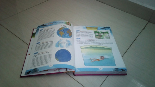 Imagen 2 de 3 de Libro De 365 Preguntas Y Respuesta,mas 4 Novelas. Usados