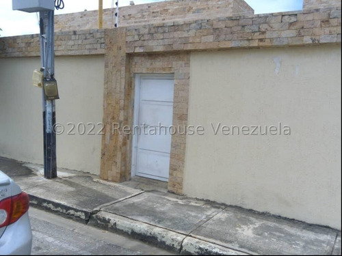 Imagen 2 de 13 de Venta Townhouse Margarita Estado Nueva Esparta