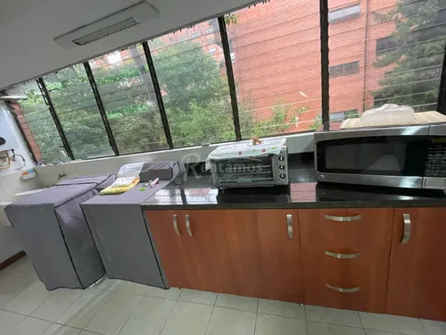 Apartamento En Venta En El Poblado. Cod V776057