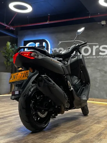 Nmax Connected 2023 Único Dueño 19.000 Kms