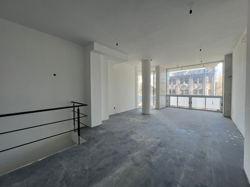 Venta Local Comercial Rentado Doble Altura Cordón Sur Zona Diseño