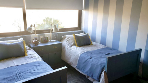 Casa En Condominio Moderna Venta De 5 Dorm. En Lo Barnechea