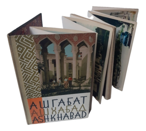 Libro De 30 Postales  De La Época Soviética / Ashkhabad