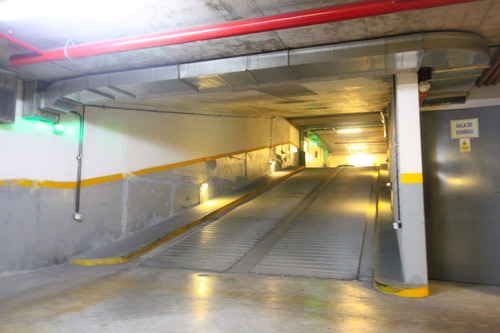 Imagen 11 de 13 de Cochera Edificio De Categoría Seguridad 24 Horas