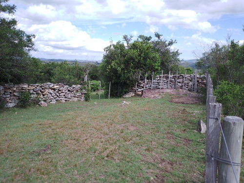 Campo Con Muy Buena Vista, Alto, Bien Ubicado
