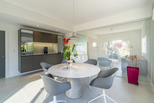 Casa Modernizada 5 Dormitorios En El Corazón De La Península - Ref : Pbi15014
