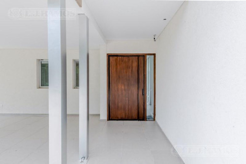 Casa Sobre Lote Al Río Con 5 Dormitorios En Venta San Juan - Villanueva
