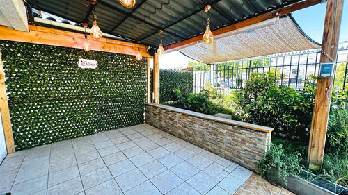 Casa En Venta De 3 Dorm. En Quilicura