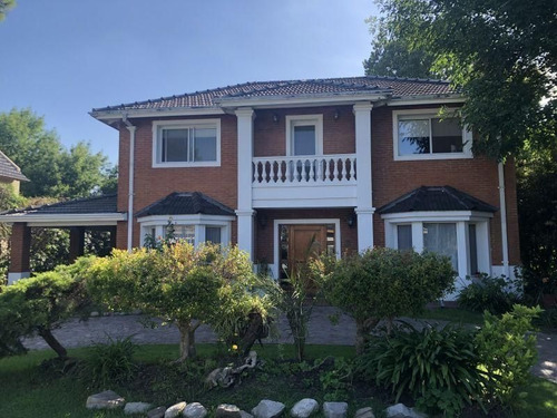Hermosa Propiedad En El Rodal