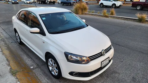 Volkswagen Vento 1.6 Highline Mt