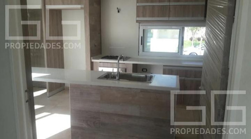 Imagen 2 de 24 de Casa - El Canton - Islas