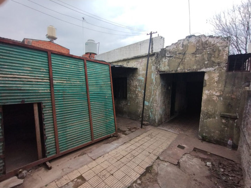 Casa En Venta En Caseros