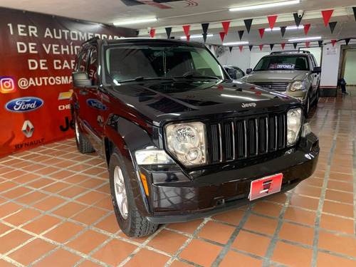 Imagen 2 de 10 de Jeep Cherokee 3.7 4x4