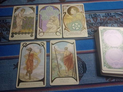 Lectura De Tarot Una Pregunta Concreta Amor-trabajo-estudio