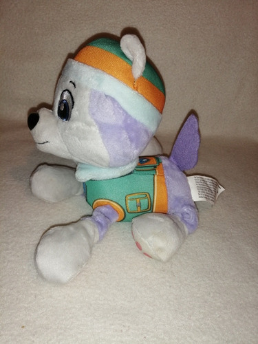 Peluche Original Everest Paw Patrol Patrulla Canina 25cm. Peluche Original Everest Paw Patrol Patrulla Canina 25cm.