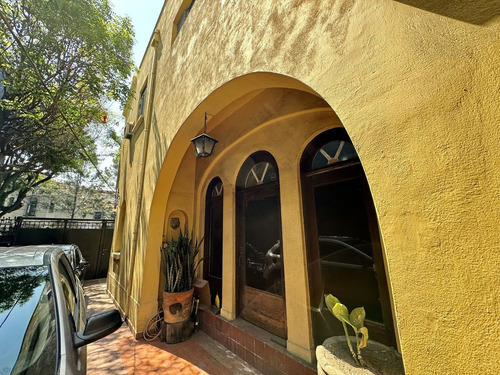 Se Vende Casa 487m2 Juan Escutia, Condesa, Cuauhtémoc, Cdmx - Excelente Estado