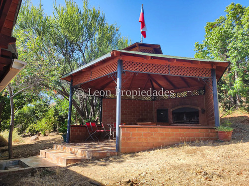 Se  Vende Parcela Con Casa En Sector Los Naranjos, Curacaví